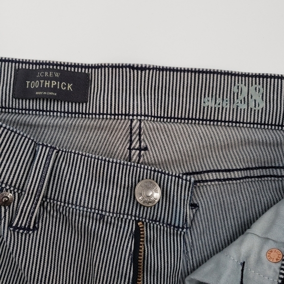 𝅺J. Crew Toothpick Black and White Striped Jeans, Size 28 - Picture 5 of 8